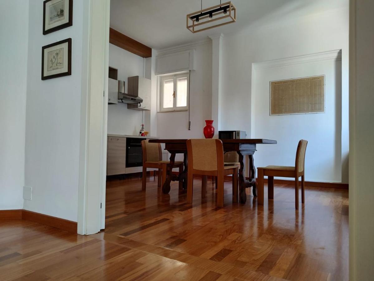 Apartamento Nel Mezzo Del Cammin Bríndisi Exterior foto