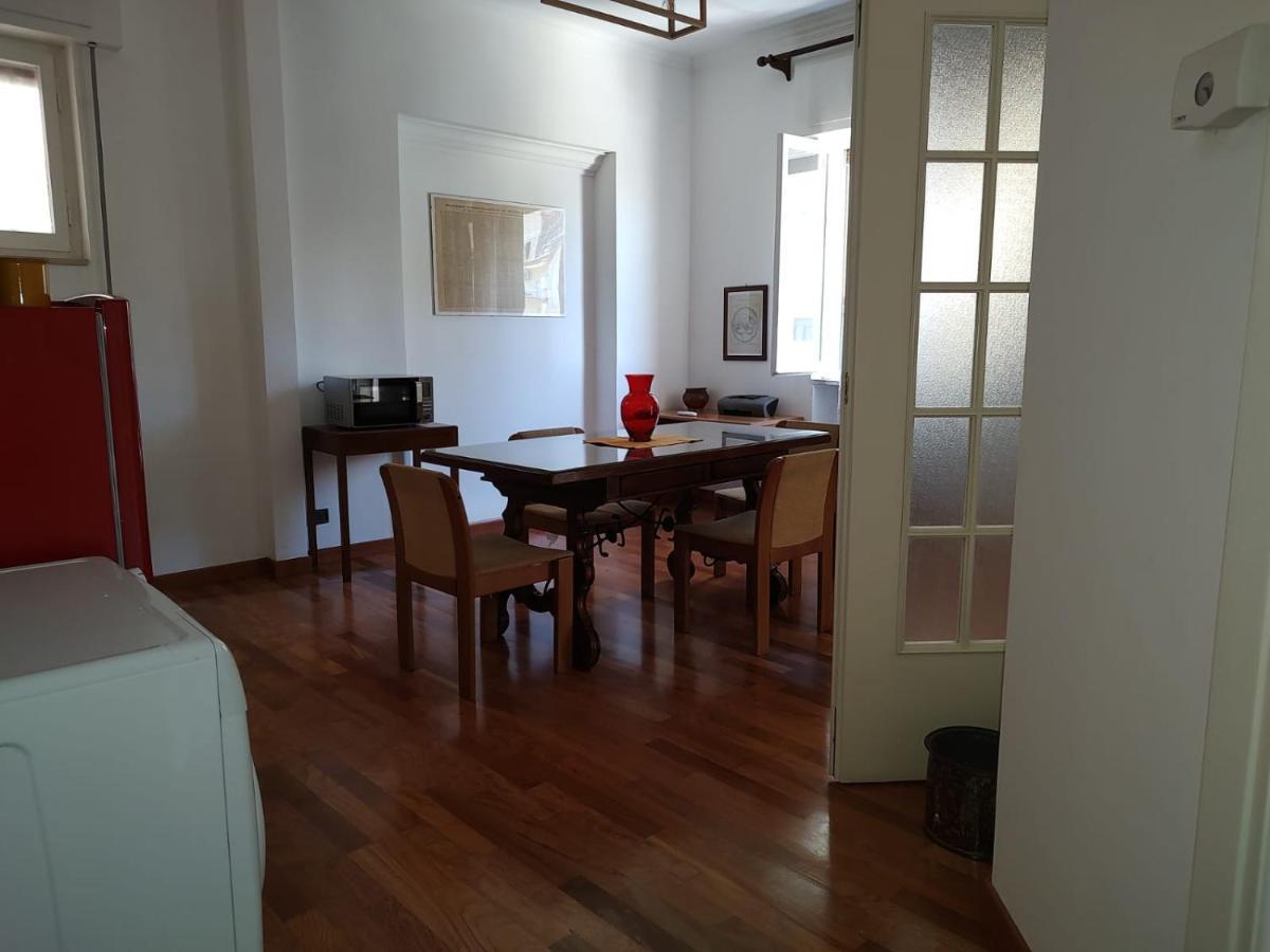 Apartamento Nel Mezzo Del Cammin Bríndisi Exterior foto